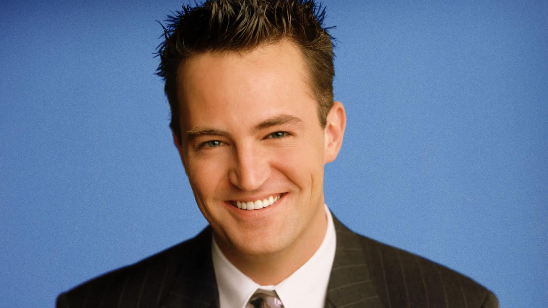 متیو پری (Matthew Perry) در نقش چاندر بینگ در سریال فرندز