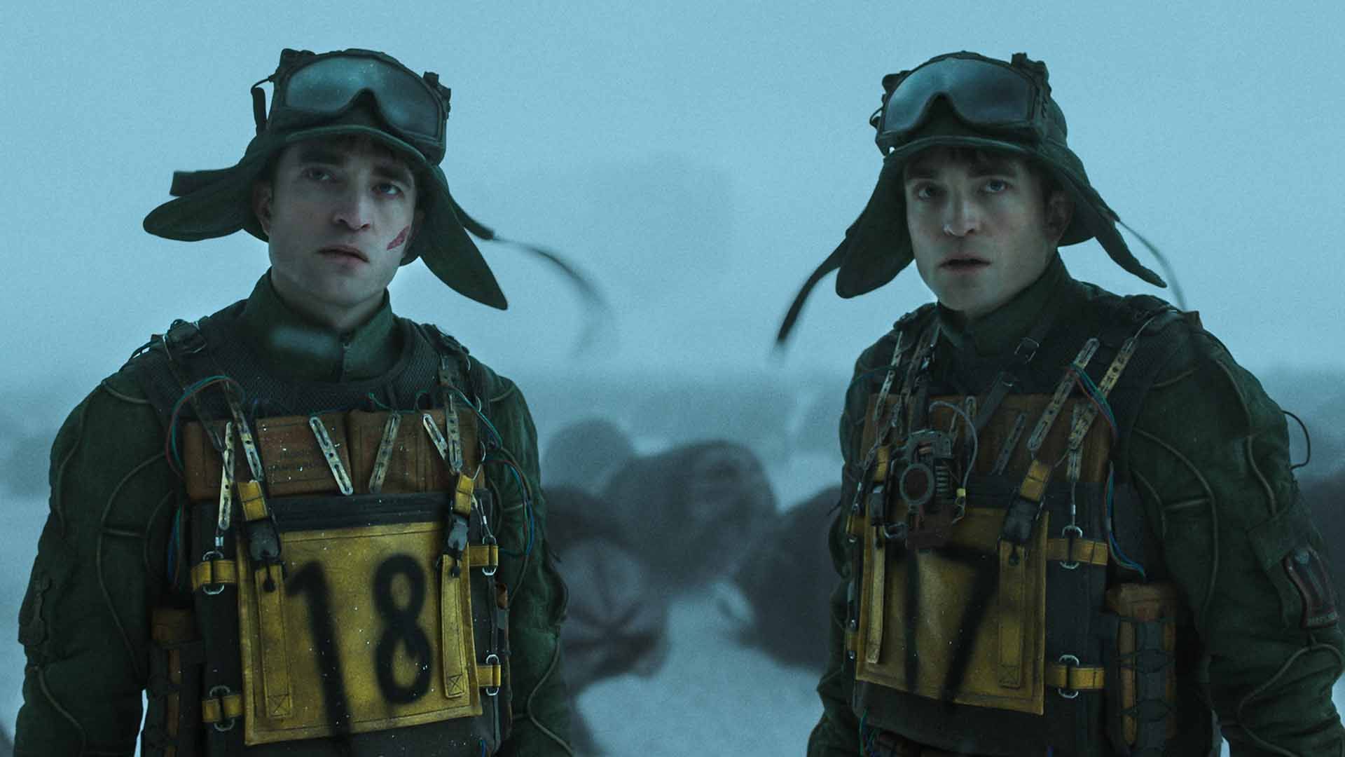 رابرت پتینسون در نقش دو کاراکتر در فیلم Mickey 17