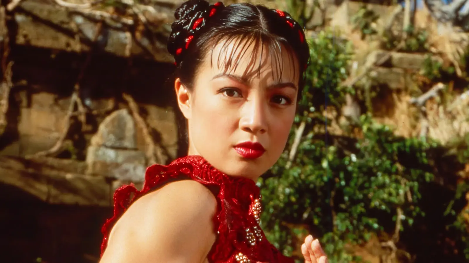 مینگ-نا ون (Ming-Na Wen) در نقش شخصیت چان-لی (Chun-Li) در فیلم استریت فایتر