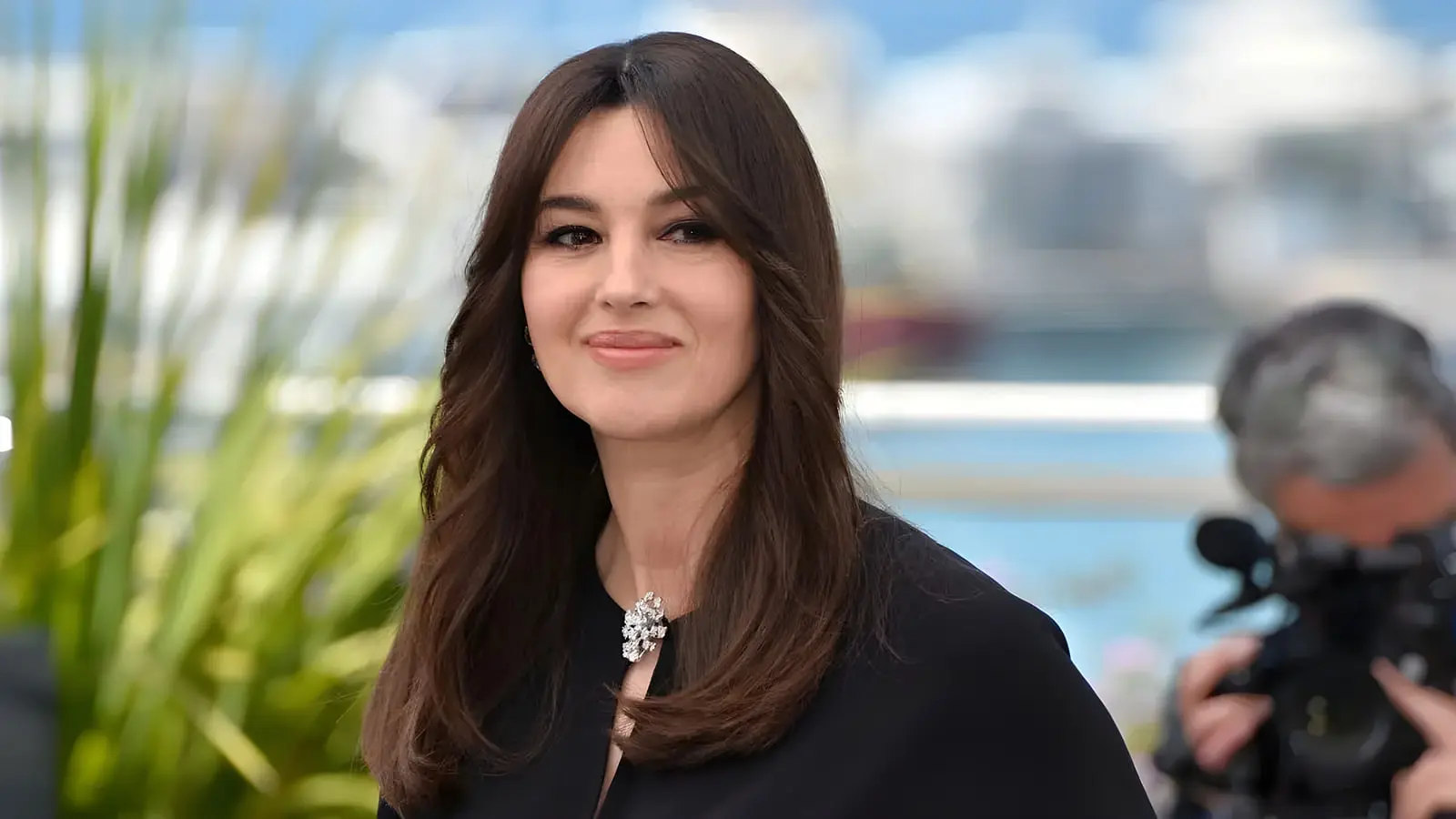 مونیکا بلوچی (Monica Bellucci) با موهای تیره در یک مراسم رسمی