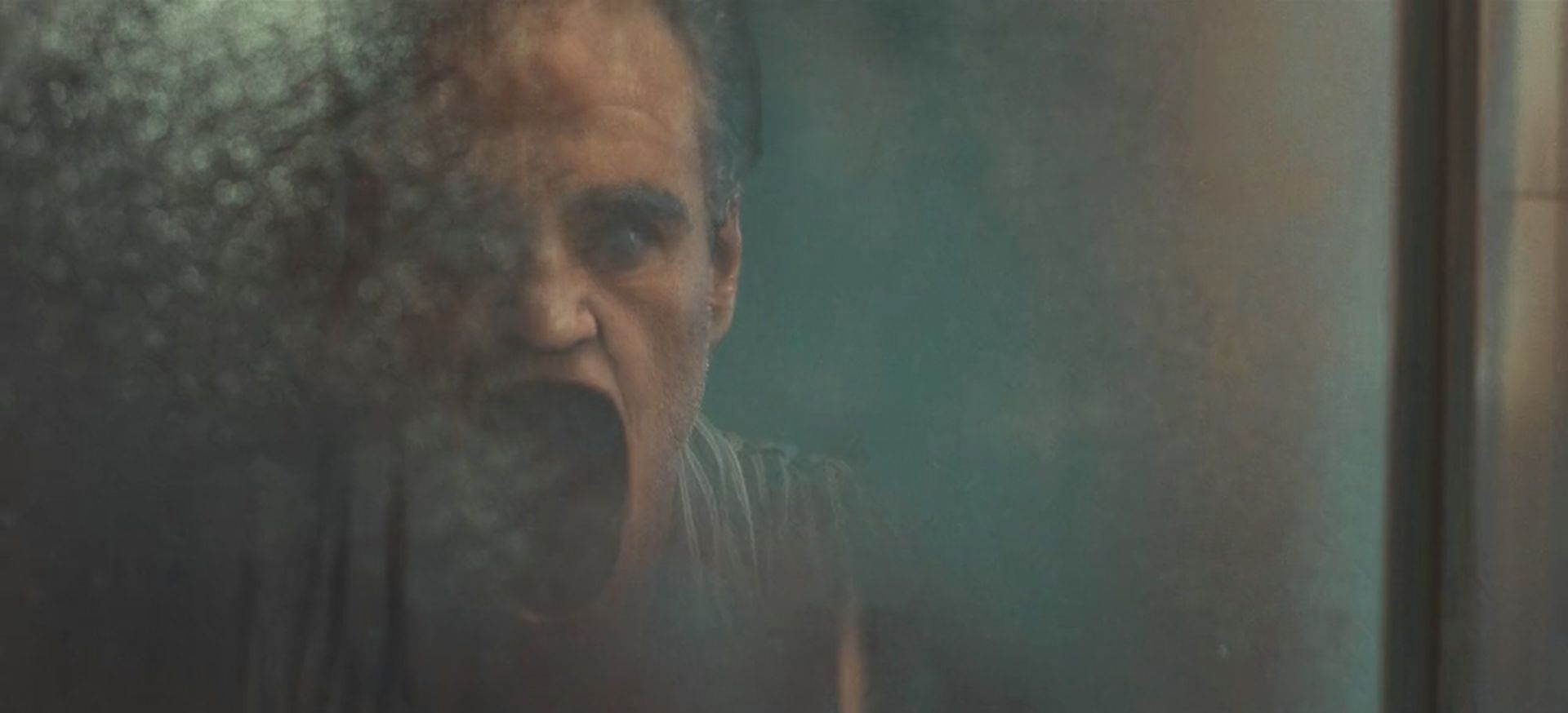 نمایی از فیلم تصنیف یک بازیکن کوچک