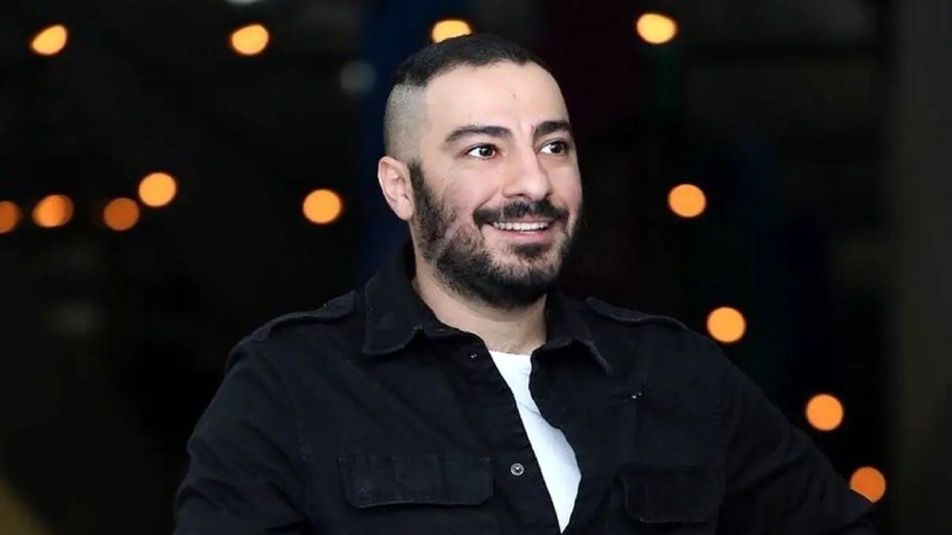 نوید محمدزاده