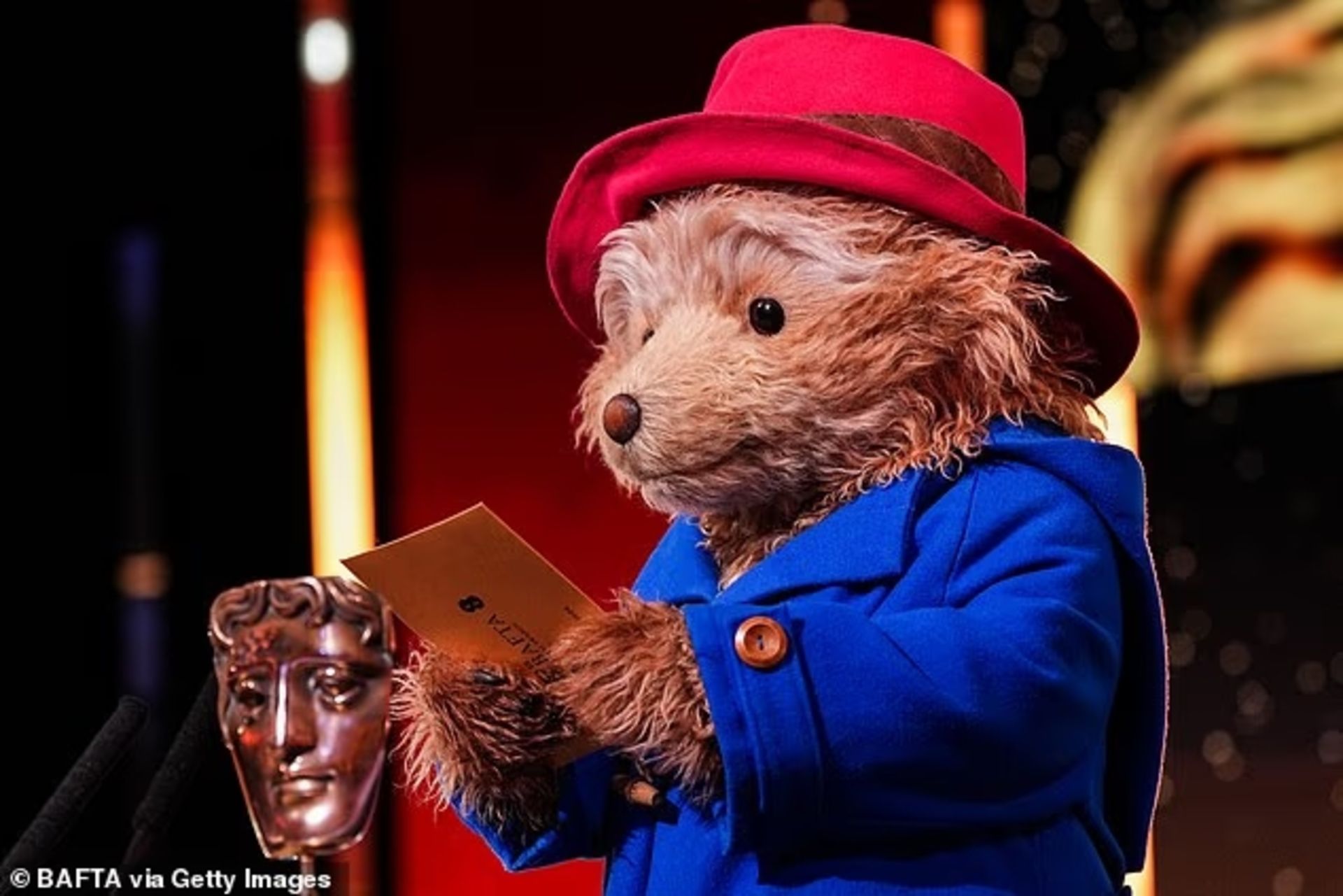 پدینگتون و اهدای جایزه در مراسم بفتا