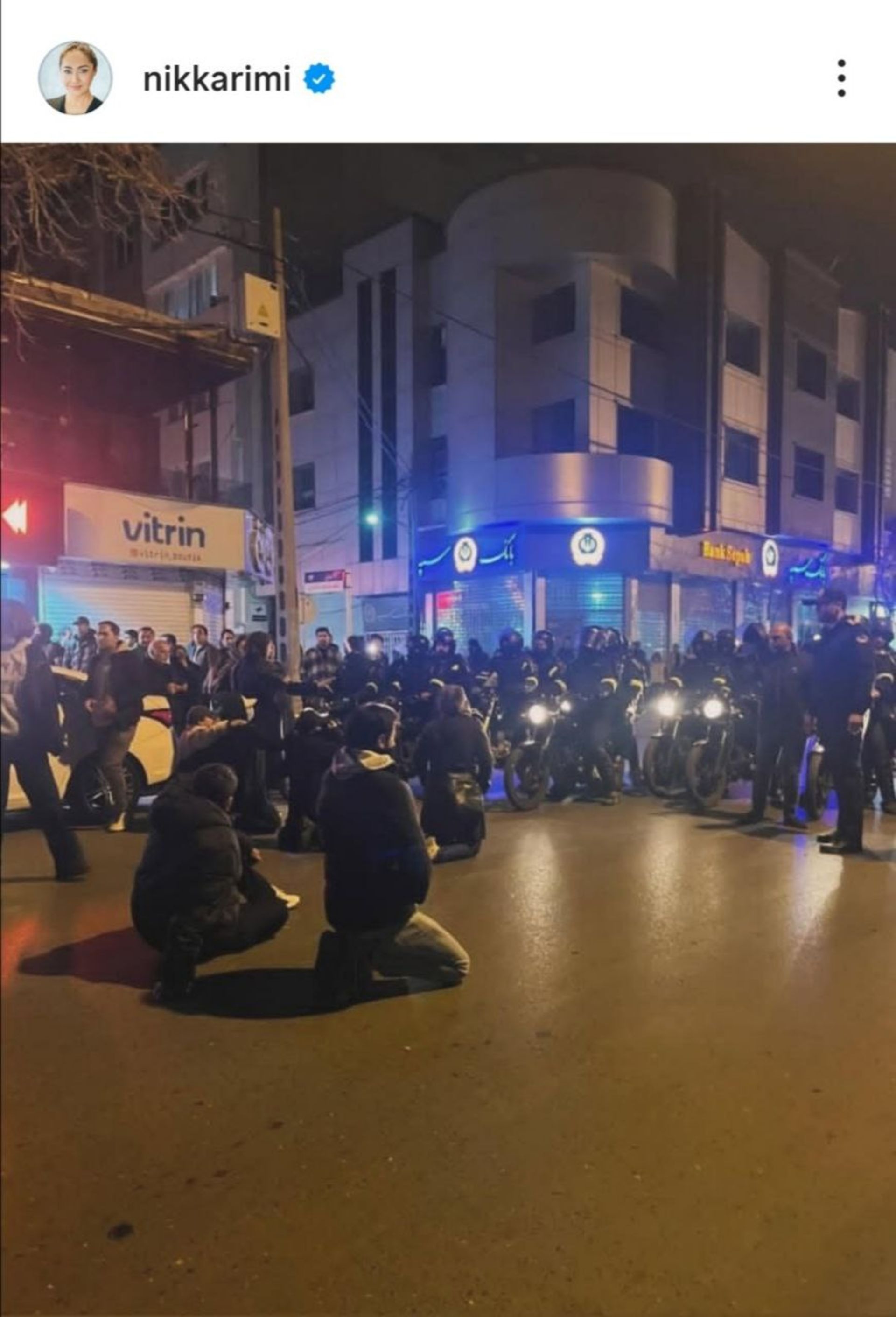 واکنش هنرمندان به اعتراض ها