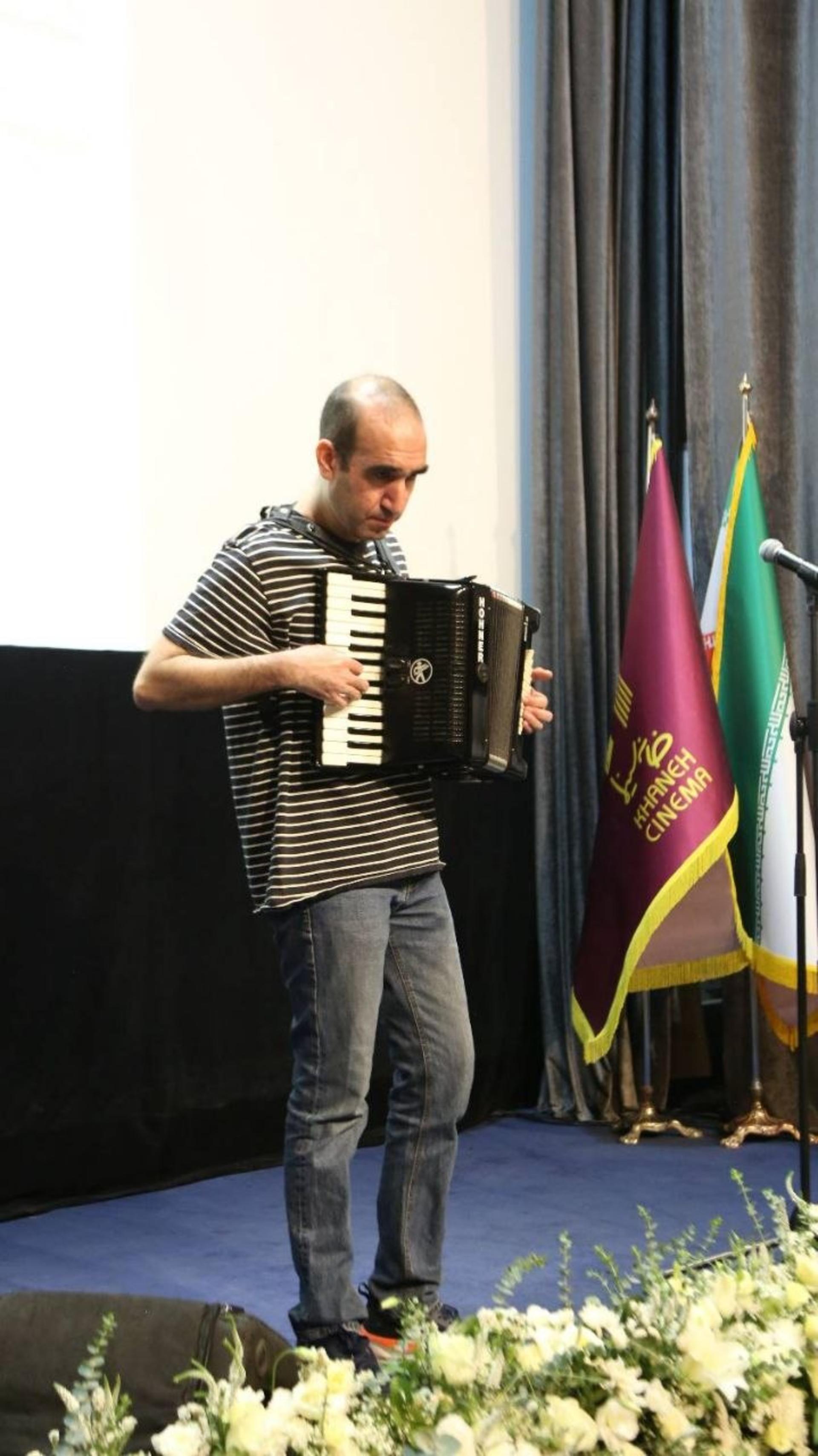 جایزه کتاب سال سینما 