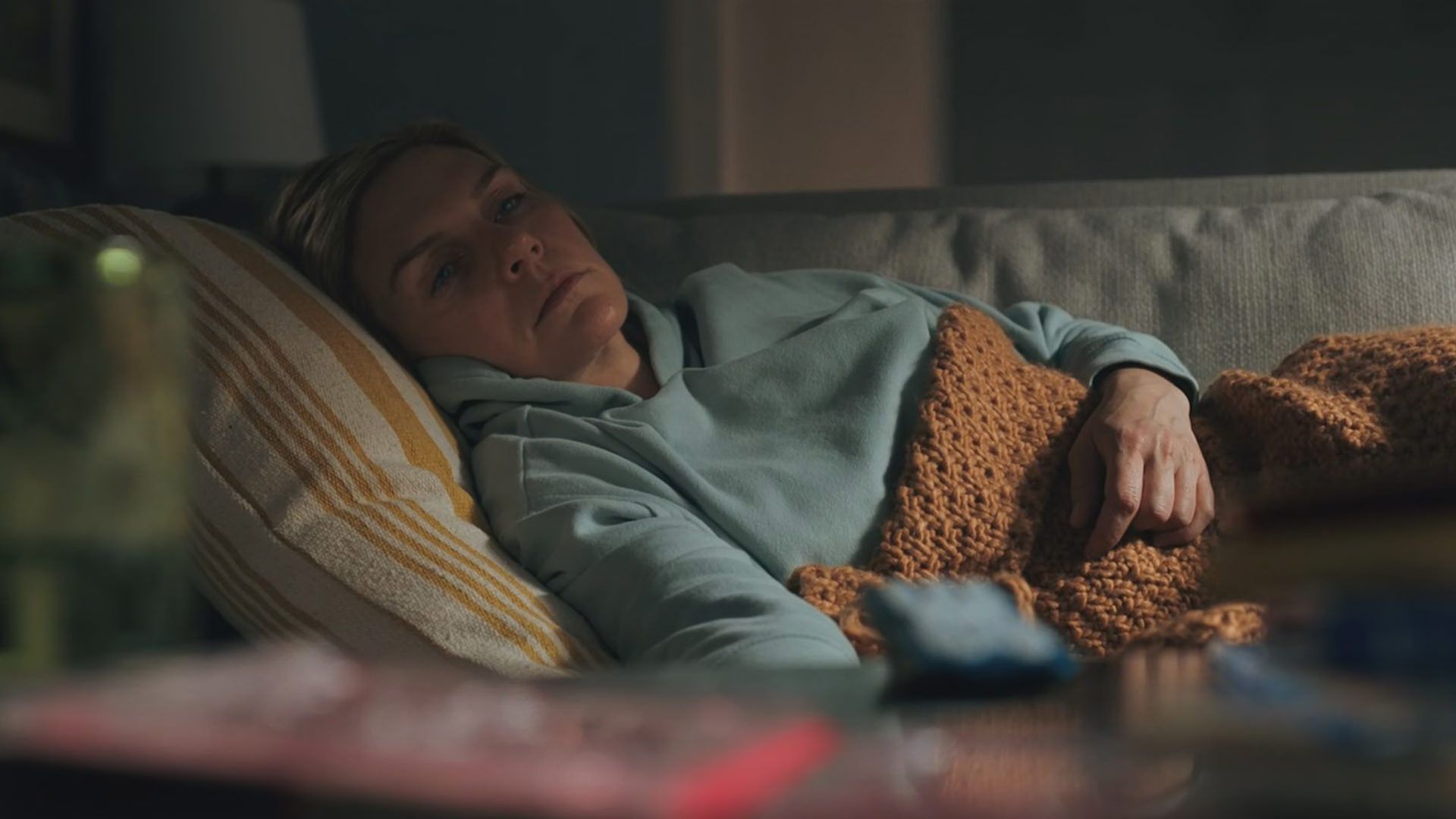 کارول سیت‌کام تماشا می‌کند، سریال پلوریبوس