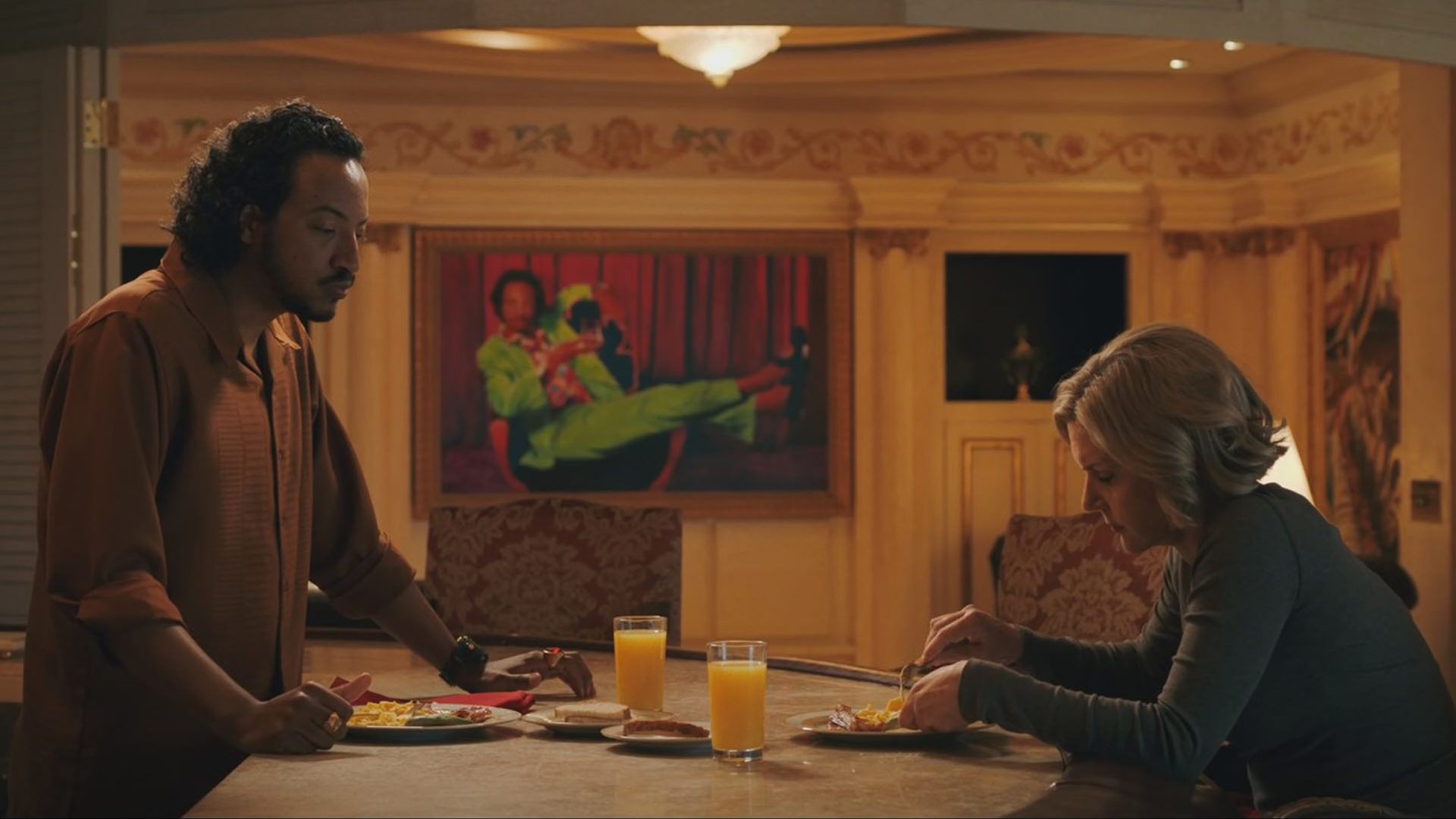 کارول و آقای دیاباته صبحانه می‌خورند، سریال پلوریبوس