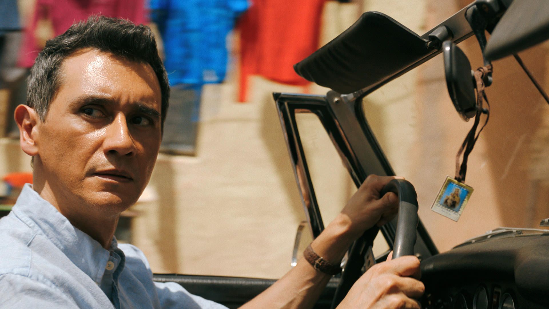 مانوسوس به نیومکزیکو سفر می‌کند، سریال پلوریبوس