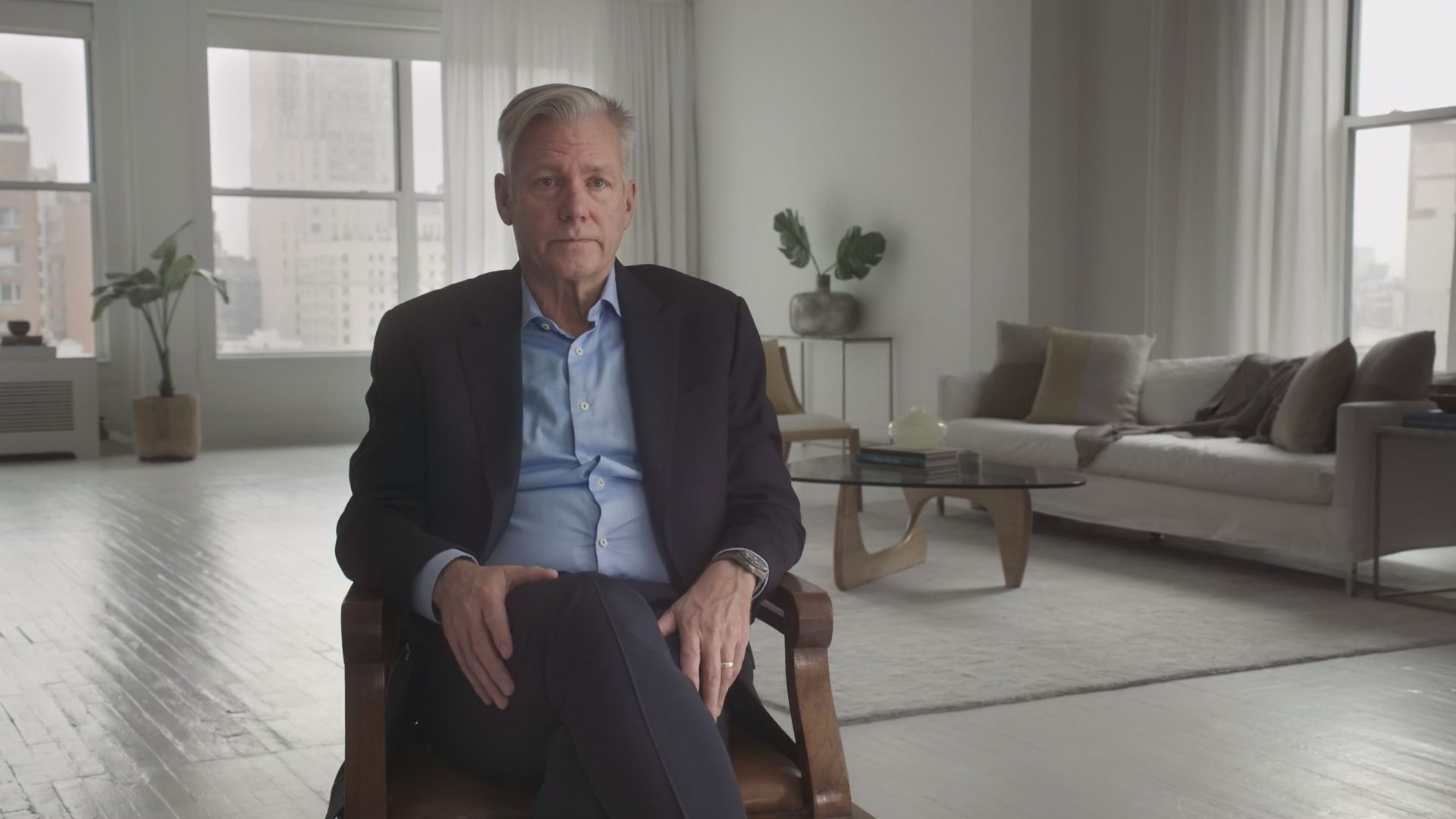 معرفی مستند Predators | میراث شومِ تلویزیونِ واقع‌نما