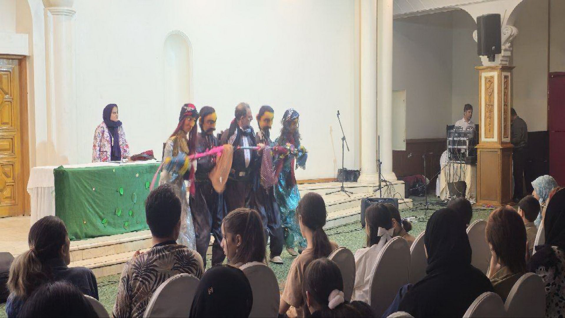 دیدار با کودکان جنگ زده 