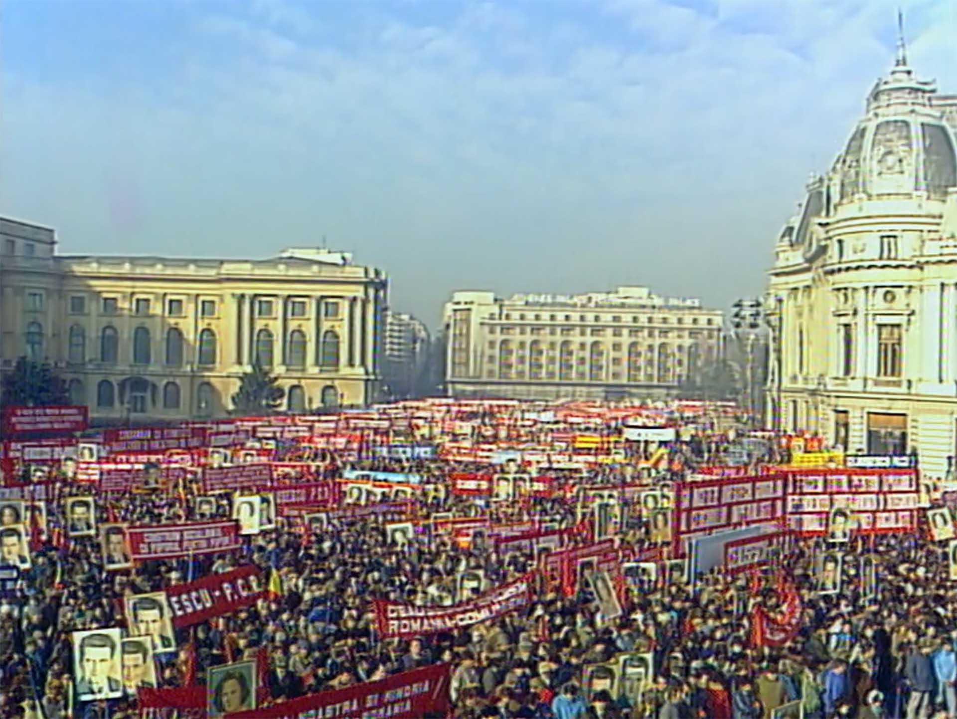 مستند Videograms of a Revolution