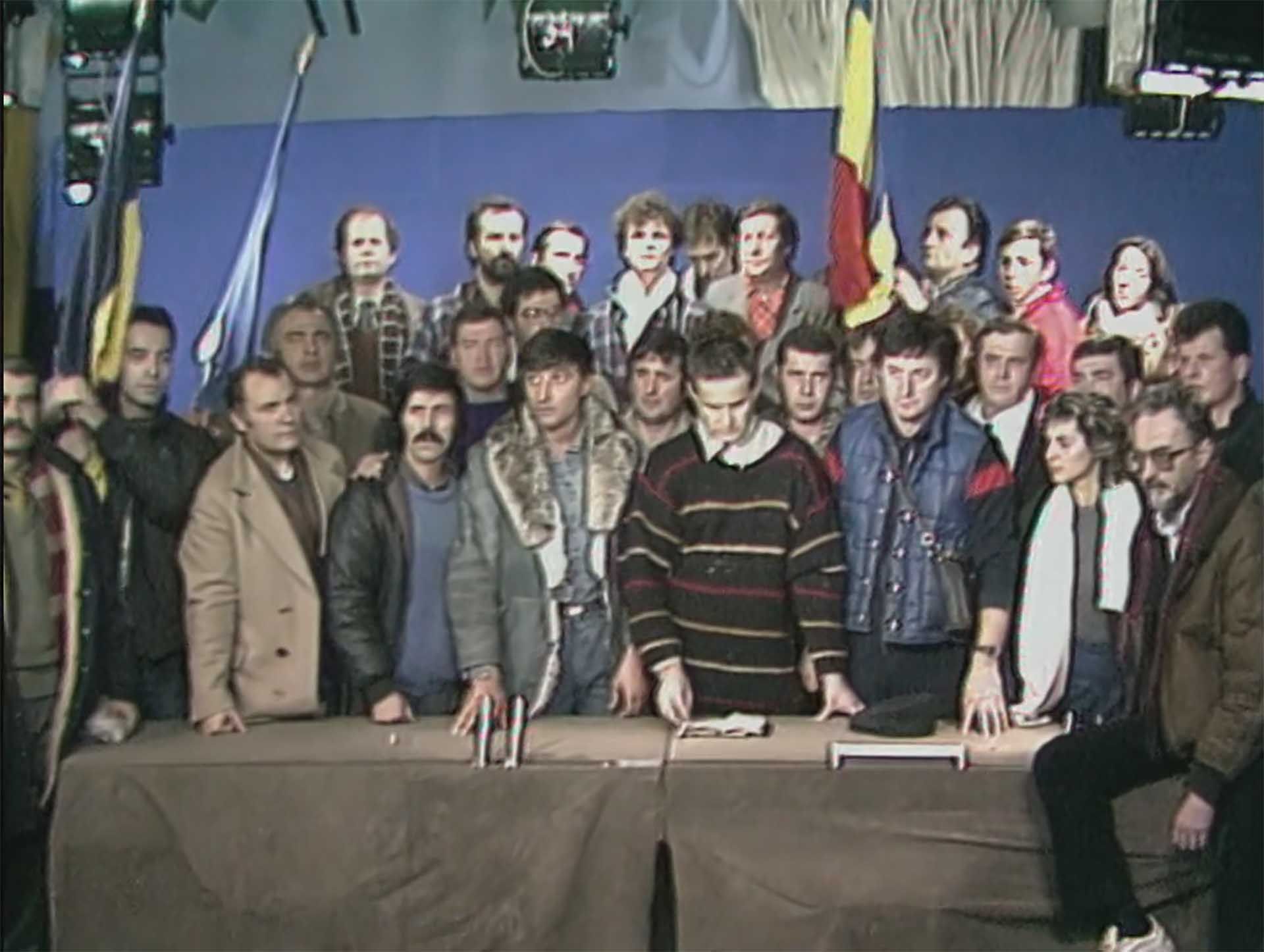 مستند Videograms of a Revolution