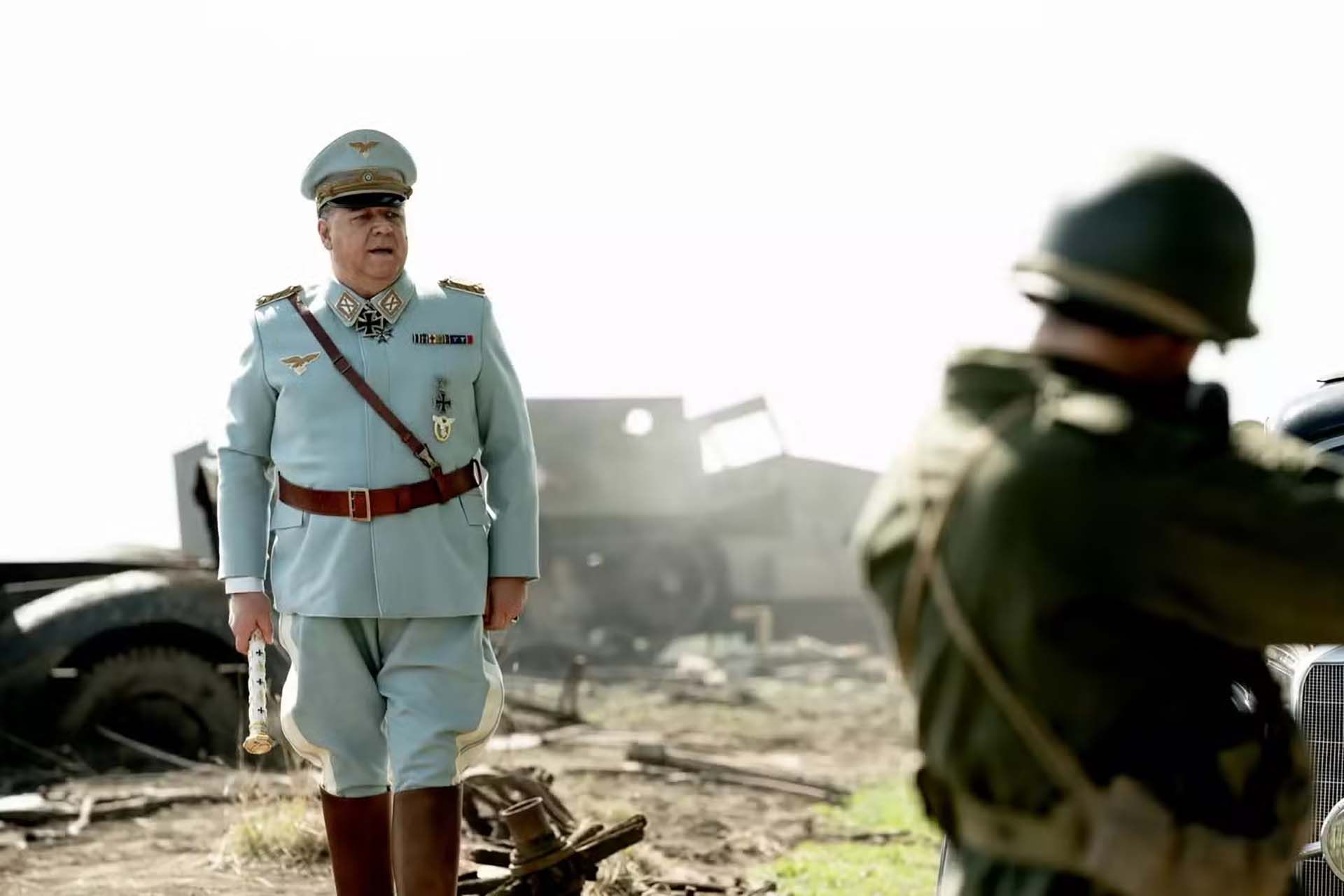 راسل کرو در نقش هرمان گورینگ | تصویر جدیدی از فیلم «نورنبرگ» منتشر شد