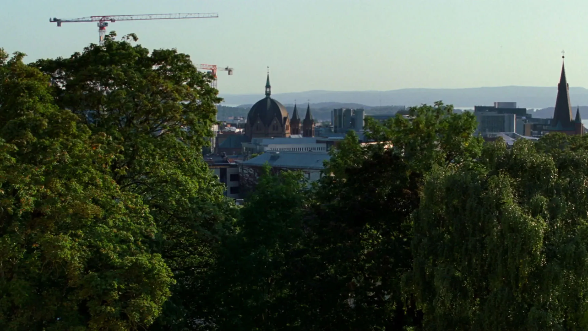 نمایی باز از شهر اسلو در فیلم ارزش عاطفی یواکیم تریه