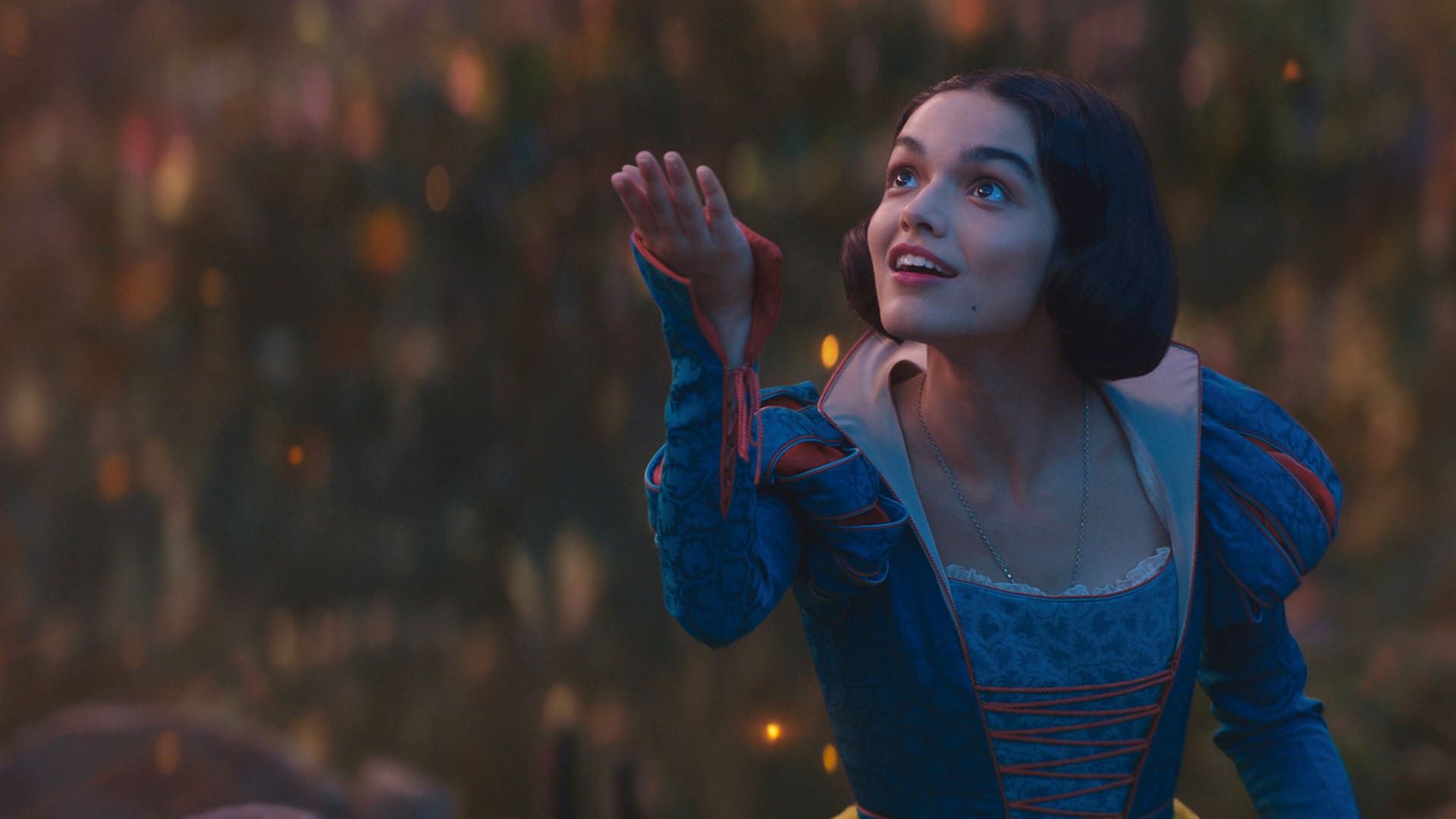 ریچل زگلر در فیلم لایو اکشن سفید برفی