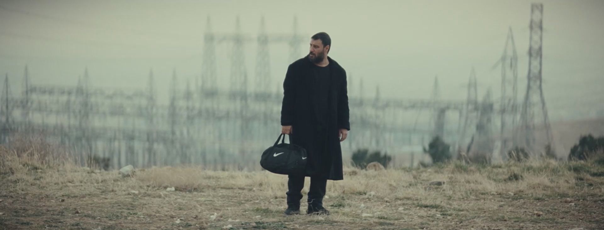 جواد عزتی در فصل دوم سریال وحشی