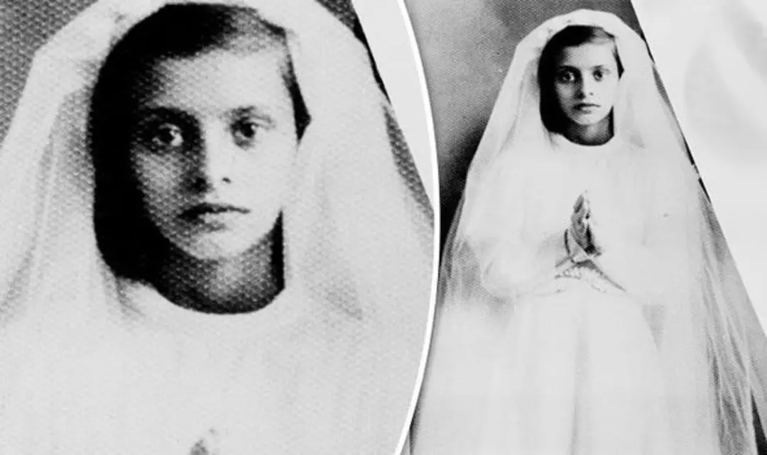 سوفیا لورن (Sophia Loren) در دوران کودکی با لباس سفید و تور
