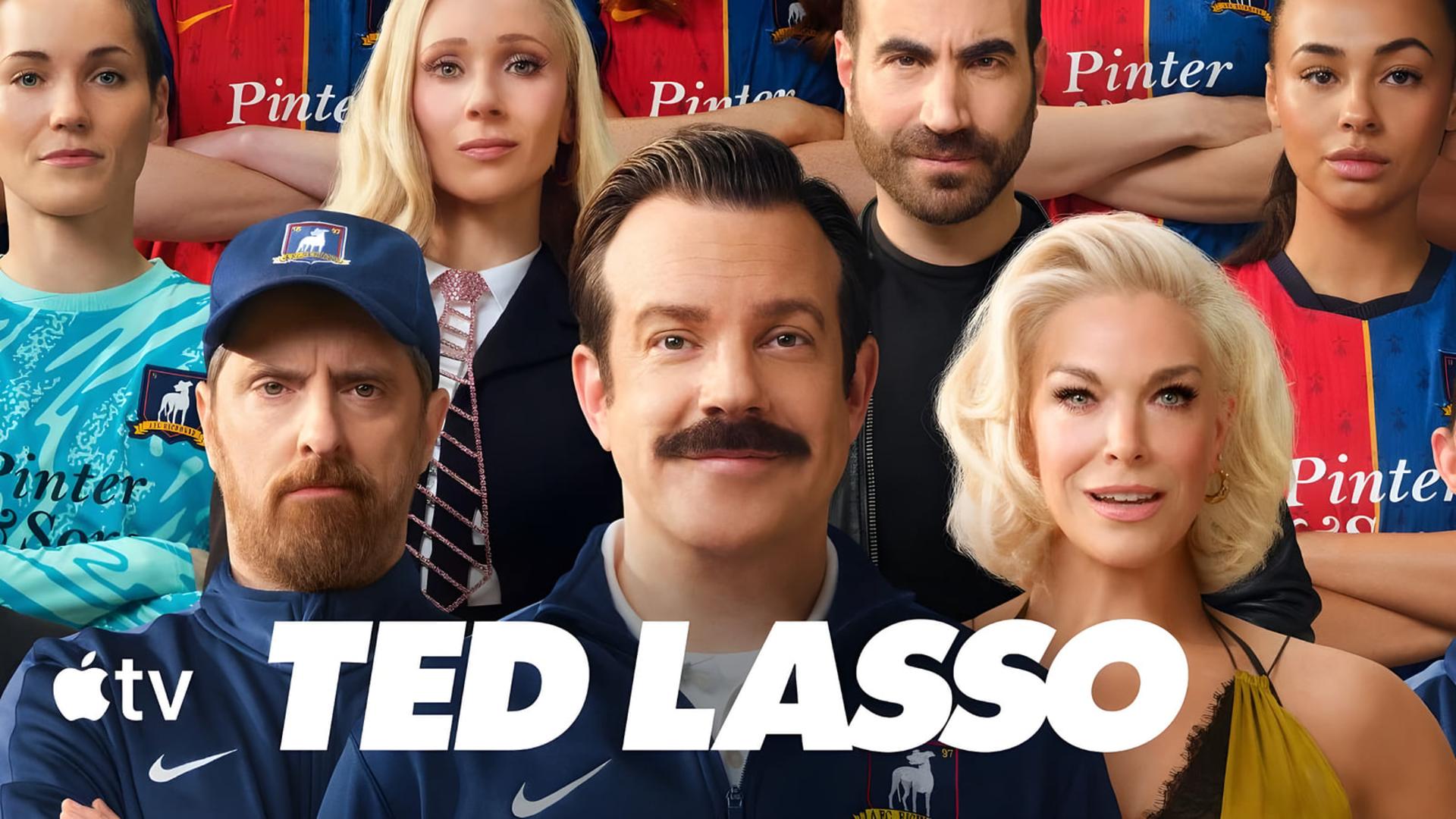 بازیگران سریال تد لاسو (Ted Lasso) در کنار یکدیگر