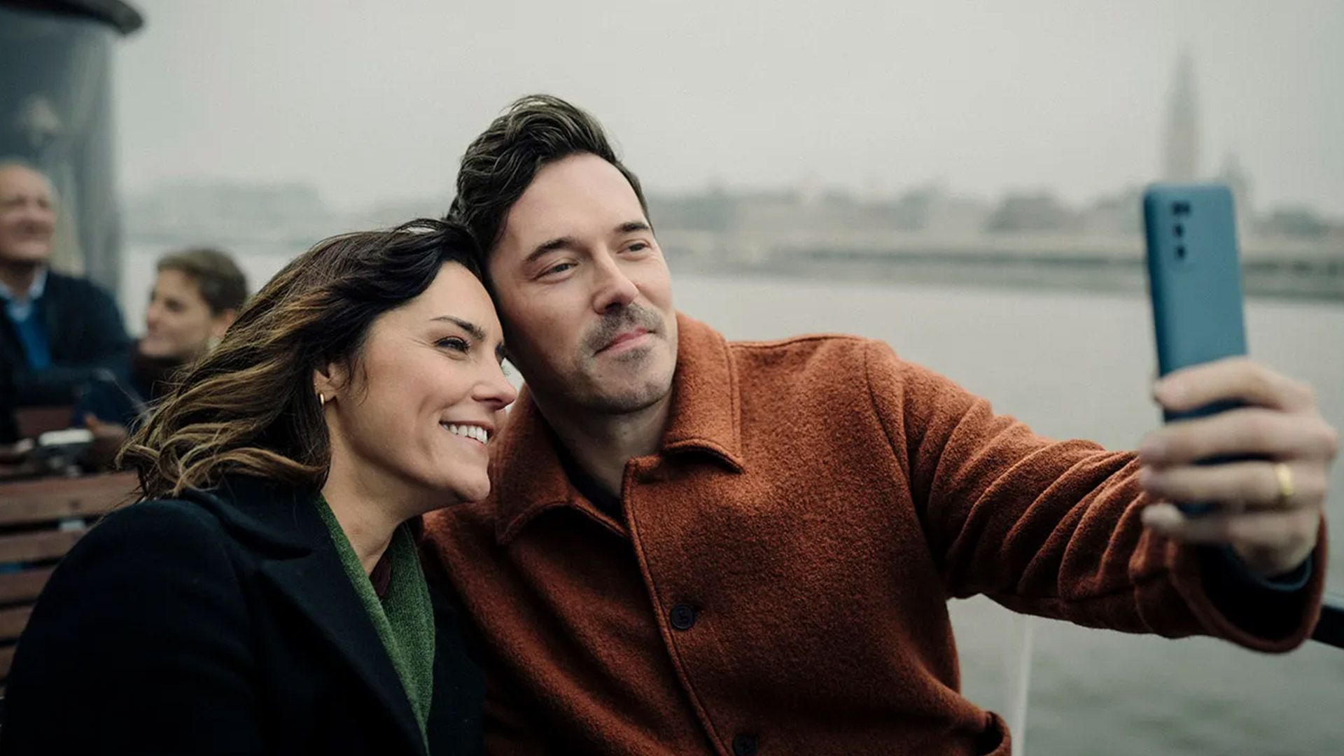 فصل دوم سریال «زوج همسایه» در دست تولید برای شبکه Starz