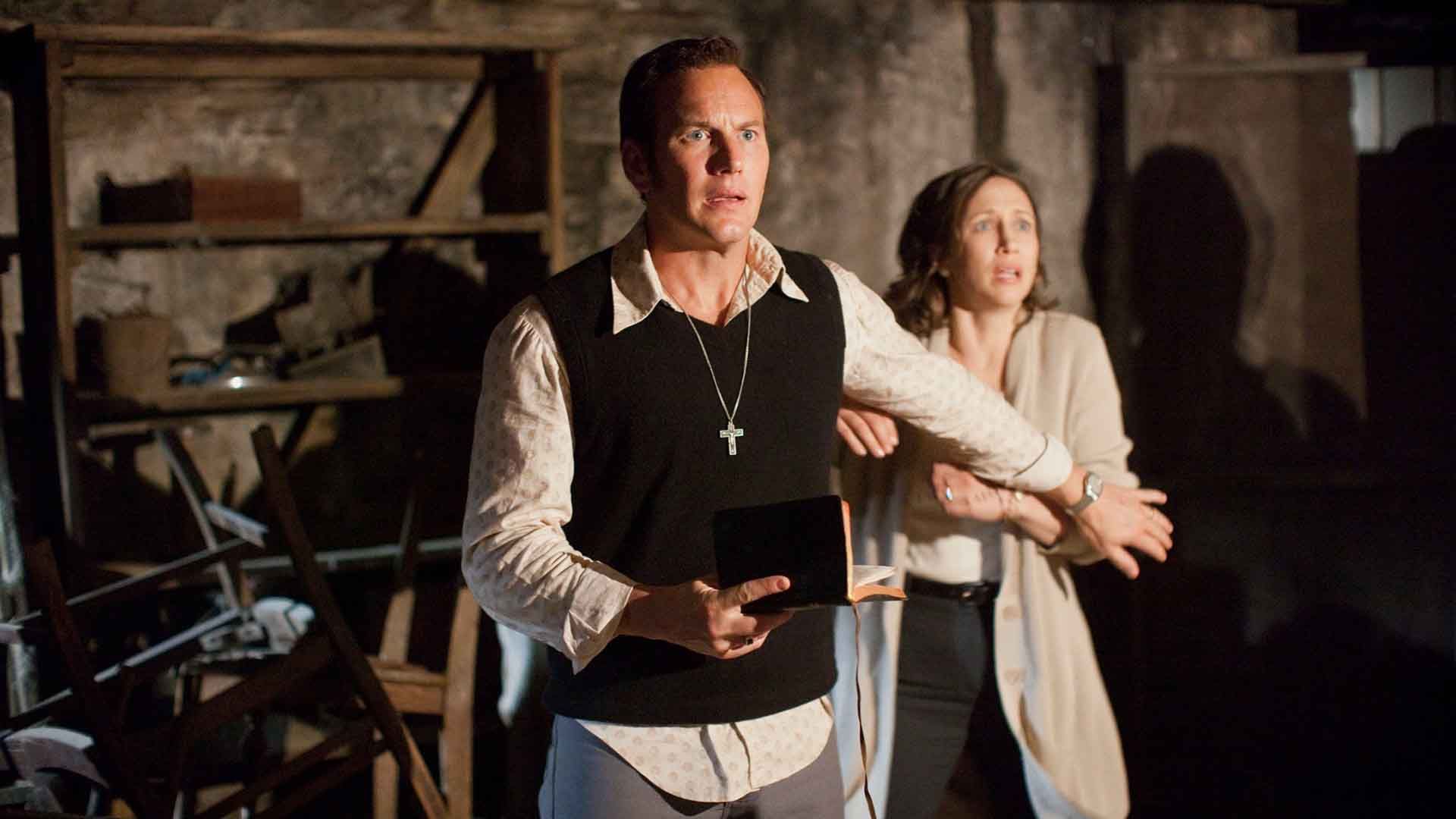 پاتریک ویلسون و ویرا فارمیگا در فیلم The Conjuring
