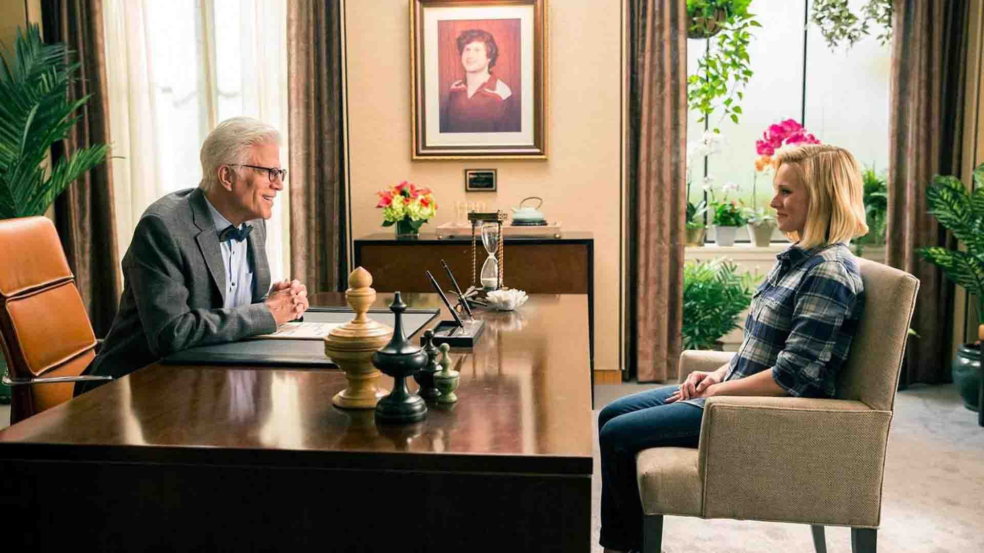 شخصیت النور و مایکل در حال صحبت کردن در سریال The Good Place