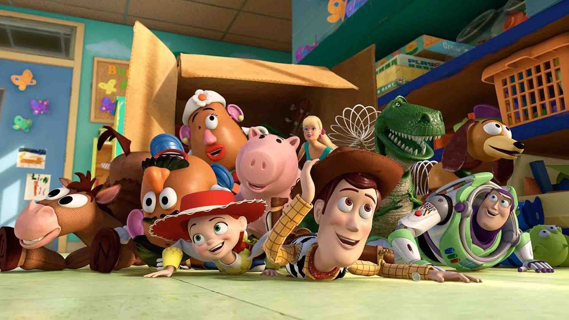 تمام شخصیت‌های انیمیشن Toy Story 3 از جعبه بیرون ریخته‌اند