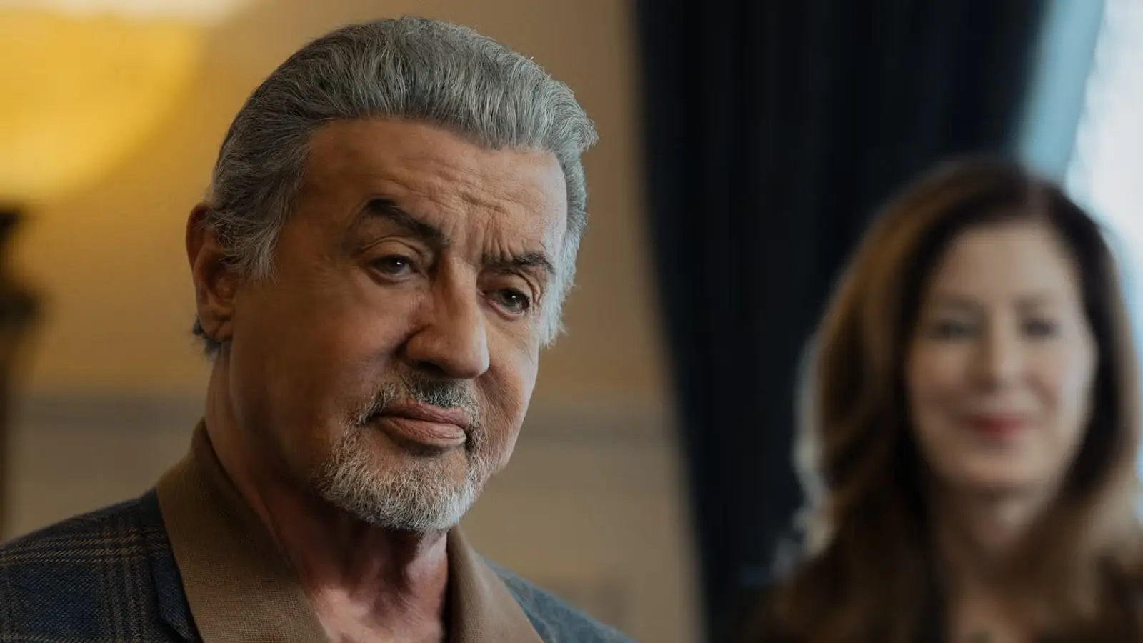 سیلوستر استالونه (Sylvester Stallone) در صحنه از سریال پادشاه تالسا