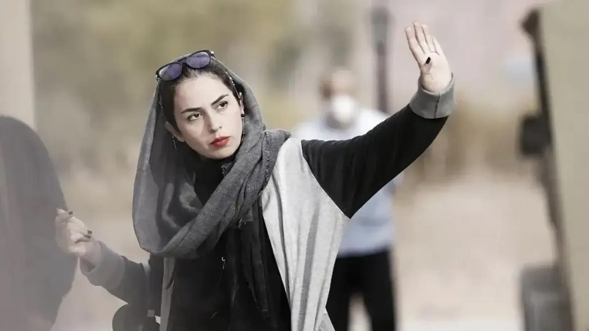 تینا پاکروان 