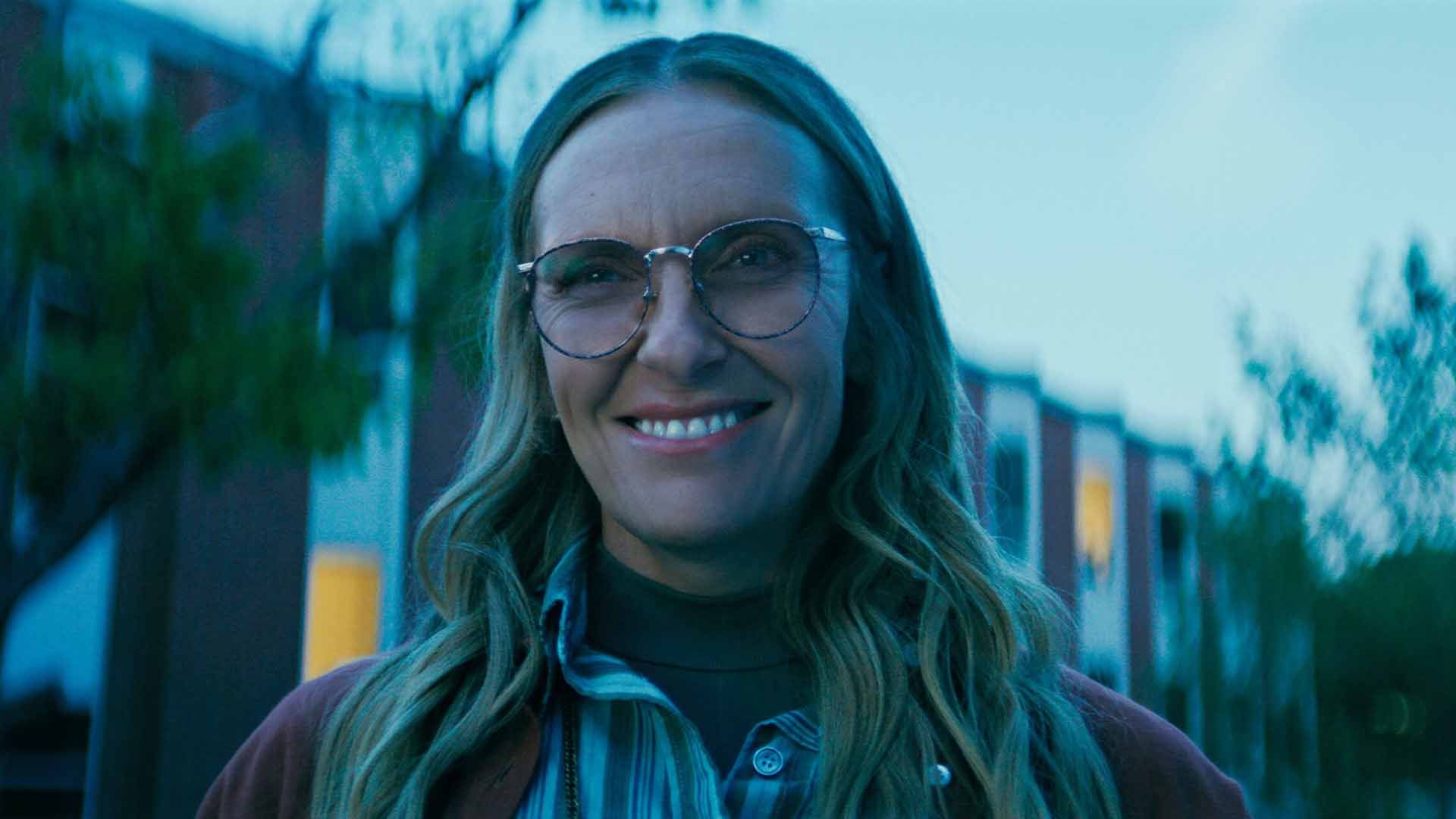 تونی کولت در نقش اولین وید در سریال Wayward